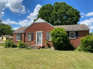 139 King St, Columbus, MS 39702