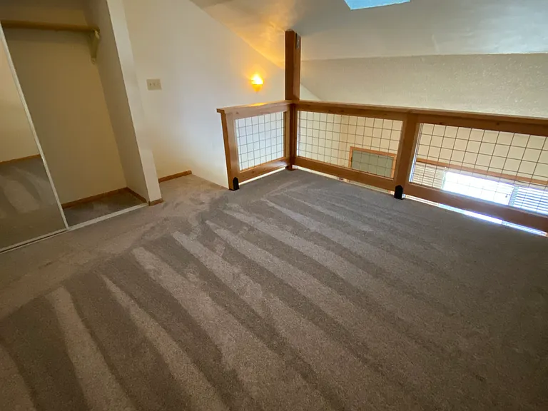 880 Weiss Dr #6 — Photo 5