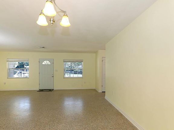 3rd image of 137 Debary Dr