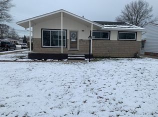 15701 Morning Star Ave, Maple Heights, OH 44137