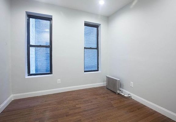 4th image of 284 Lenox Ave APT 2