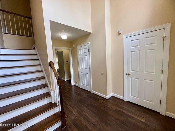 3rd image of 8181 Carnostie Drive