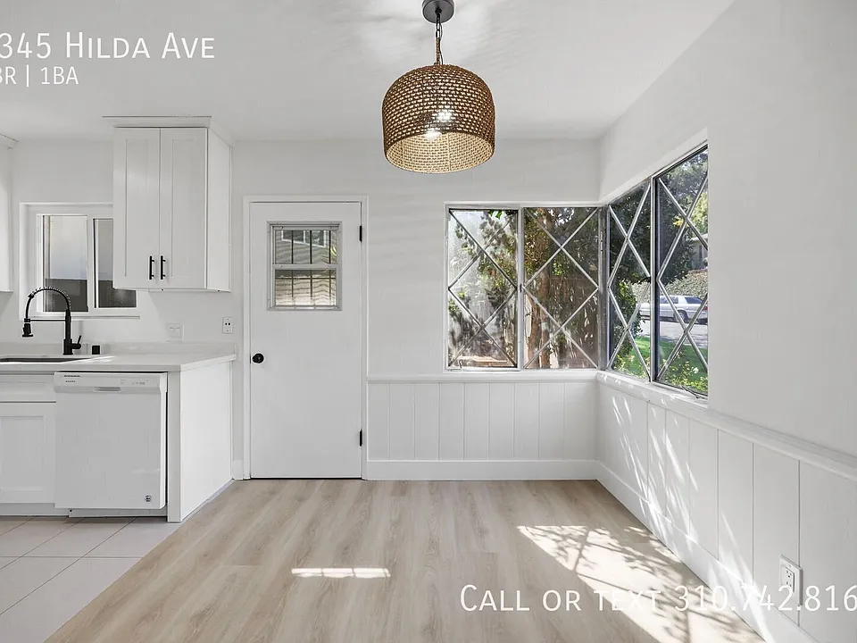 1345 Hilda Ave