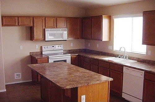 2nd image of 44206 W Oster Dr