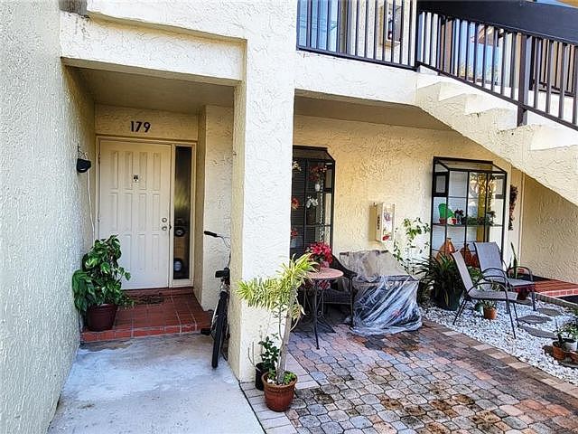 1st image of 2027 SW 15th St #1G