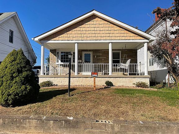 2nd image of 1808 Meighen Ave