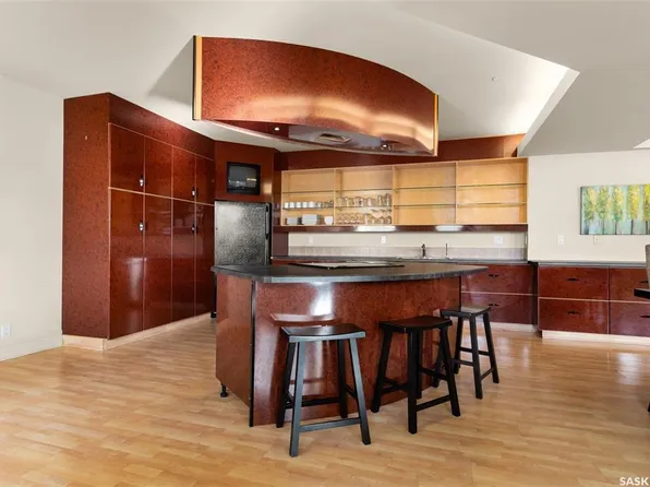 UNIT 300-1821 Scarth STREET, Regina, SK S4P 2G9