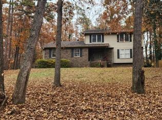 516 Lakeview Dr, Cedartown, GA 30125