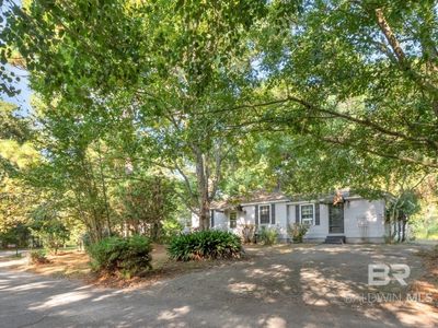 300 Pineview Ln W, Mobile, AL, 36608