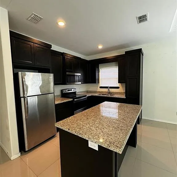 3102 Sabercat Ave #1 — Photo 2
