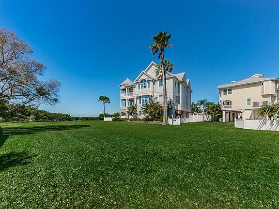 3rd image of Gulf Dr