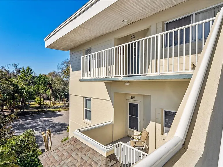 2210 Utopian Dr E #201 — Photo 2