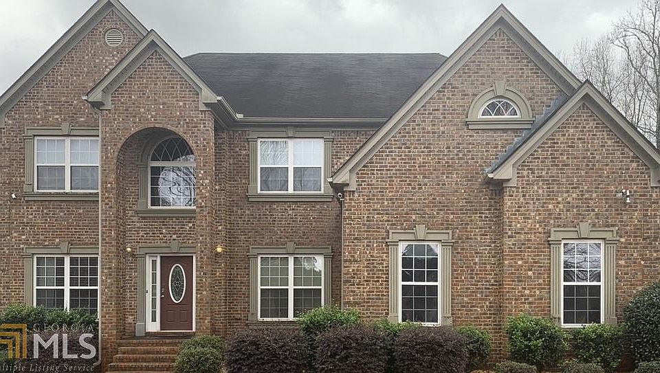 1st image of 330 Barcelona Dr