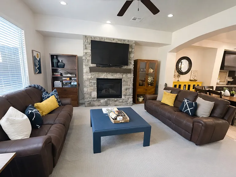 E Coral Ridge Dr — Photo 6