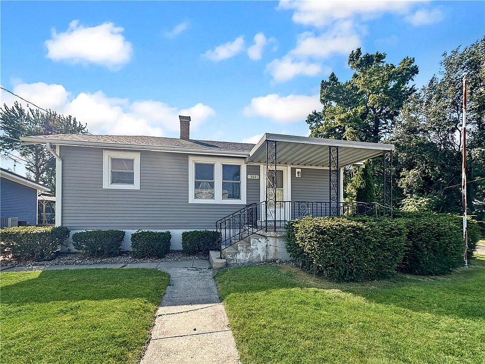 1st image of 302 16th St