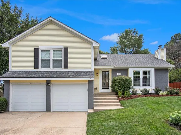 10559 Hauser St, Overland Park, KS 66215