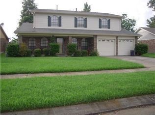 1421 Spanish Oaks Dr, Harvey, LA 70058