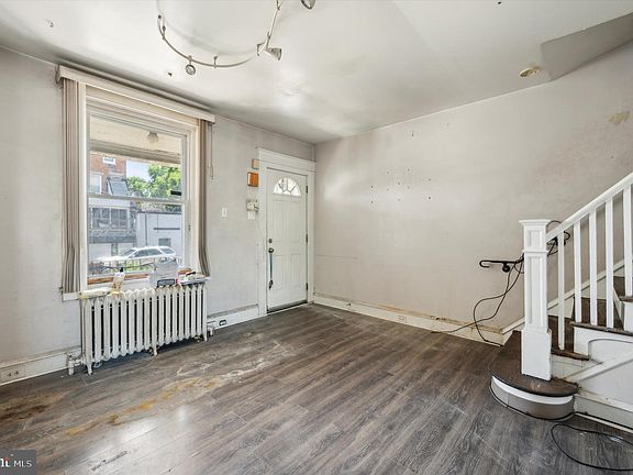 4th image of 605 Lindley Ave