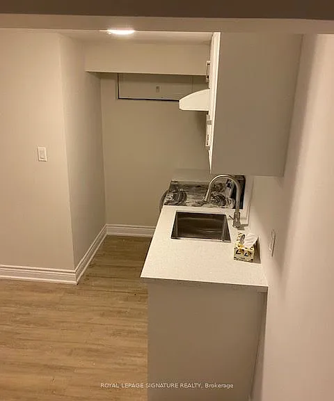 41 Ravengloss Dr #LOWER — Photo 5