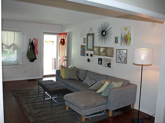 3rd image of 5021 Guilford Ave