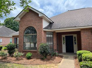 313 Old Forest Ct, Montgomery, AL 36117