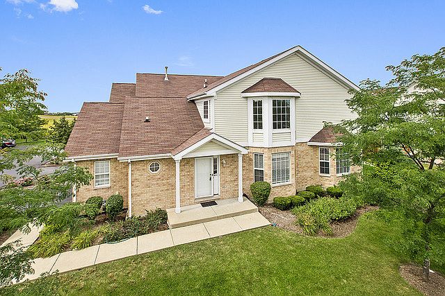 1st image of 16134 Hillcrest Cir