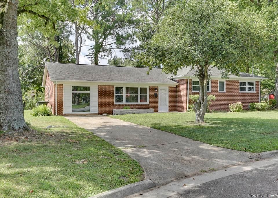 1st image of 29 Lynnwood Dr