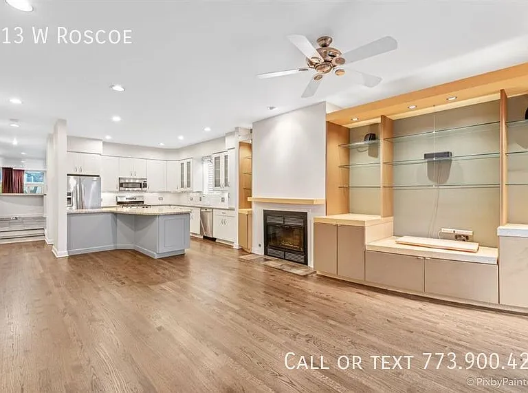 1213 W Roscoe St — Photo 2
