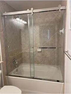 2 bed, 2.0 bath, 1129 sqft, $4,200 — Photo 2