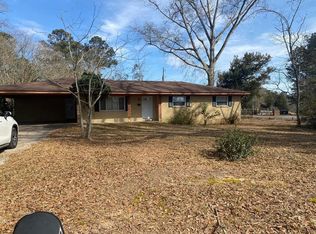 1300 Highland Dr, Waynesboro, MS 39367