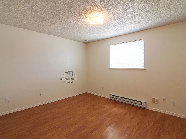 3510 W 10th Ave — Photo 9
