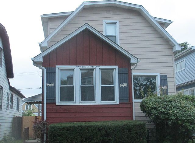 1st image of 2124 N 75th Ct