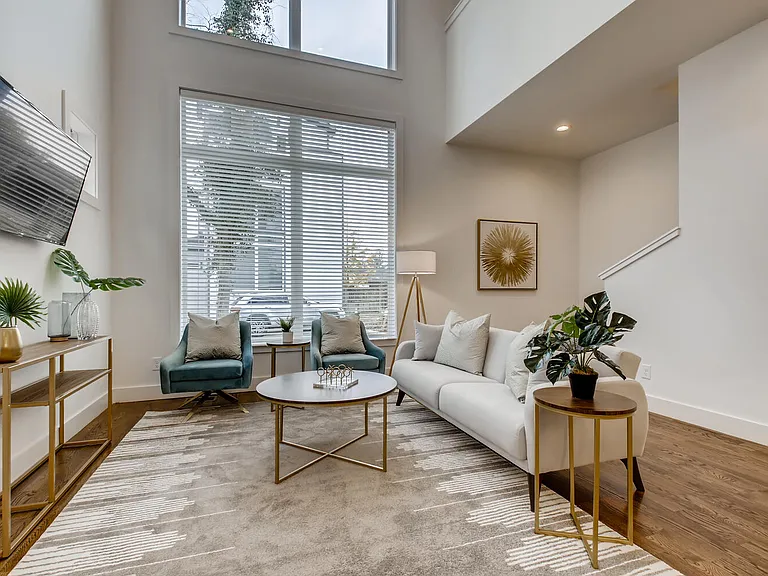 2708C Larmon Dr — Photo 9