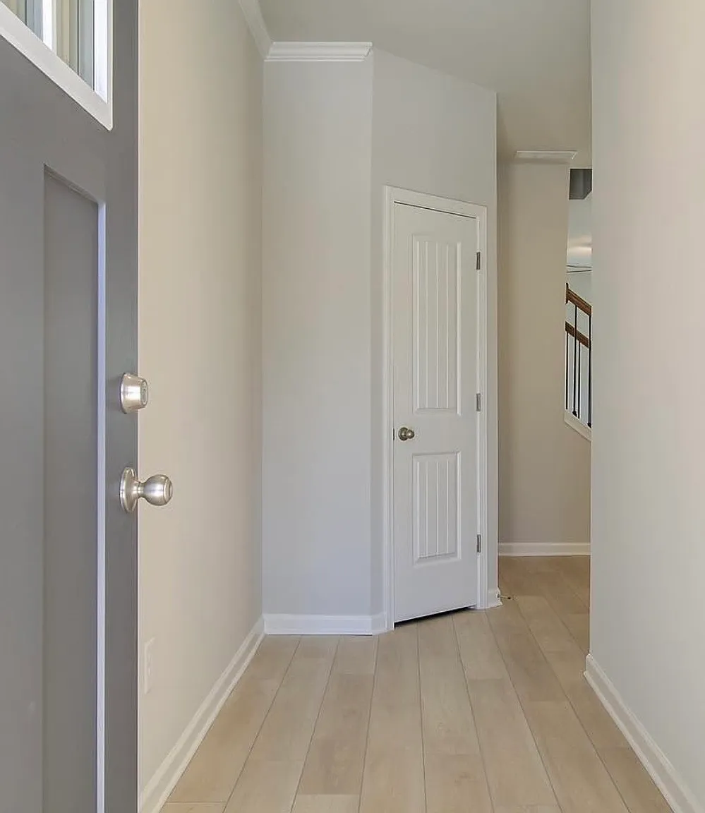 8194 Tiger Way — Photo 2