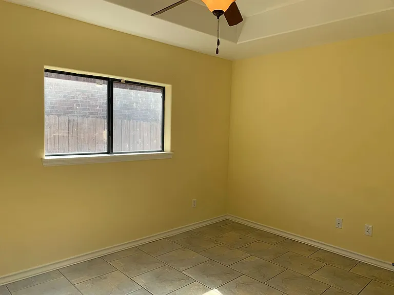 2618 Reveille Dr — Photo 6