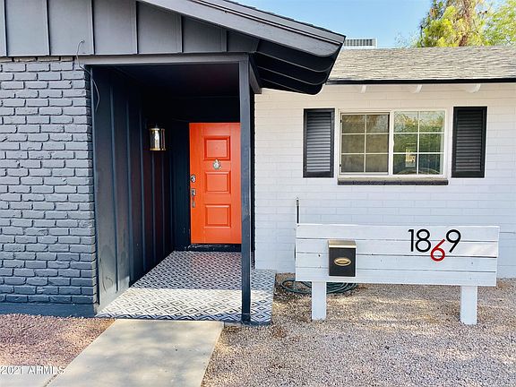 3rd image of 1869 E Palmcroft Dr