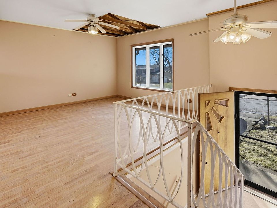646 Dickens Ave, Glendale Heights, IL 60139 | Zillow
