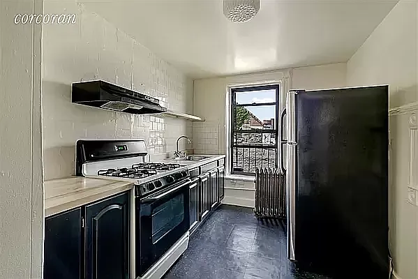 Rented by Corcoran | media 23