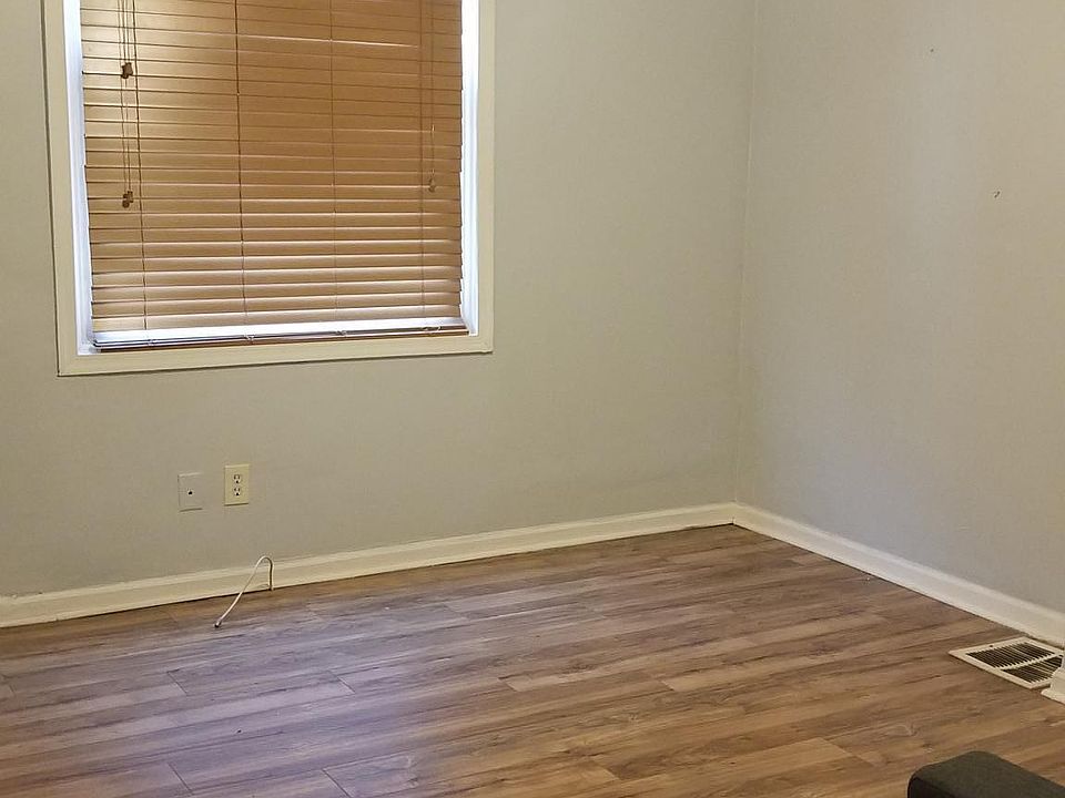 1st image of 2262 Kennedy St #1