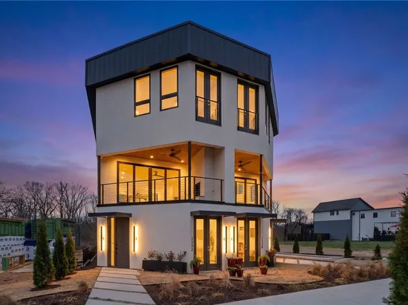 1132 Fillmore St, Bentonville, AR 72712