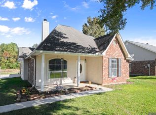 13361 David Lee Dr, Walker, LA 70785
