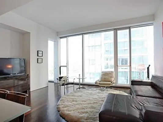 Sold by Corcoran | media 19