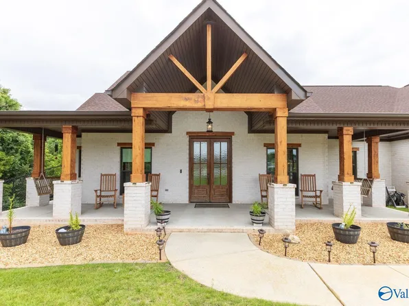108 Brookshire Cir, Huntsville, AL 35811