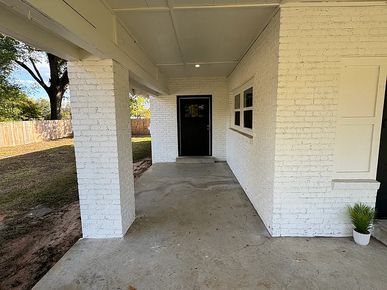 809 Caver St #1 — Photo 14