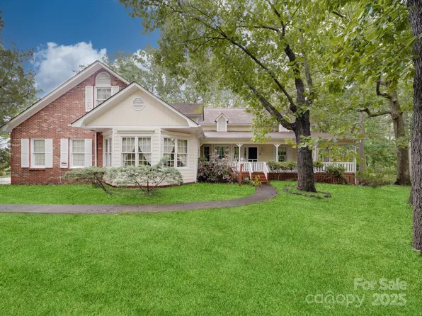 2721 Tara Dr, Monroe, NC 28112