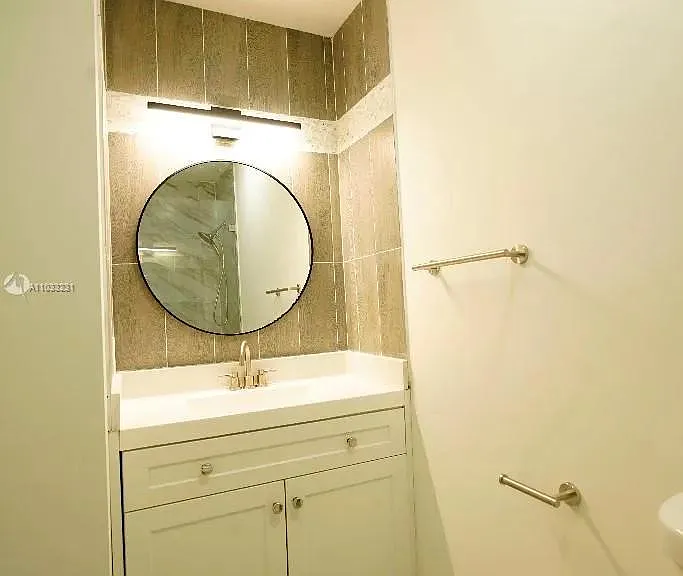 4804 SW 118th Ter — Photo 12