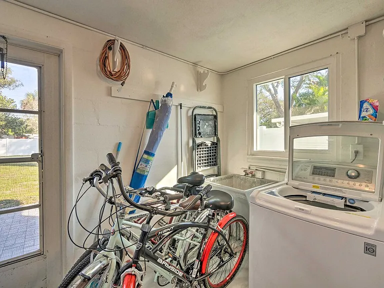 Laundry Room Cabinet