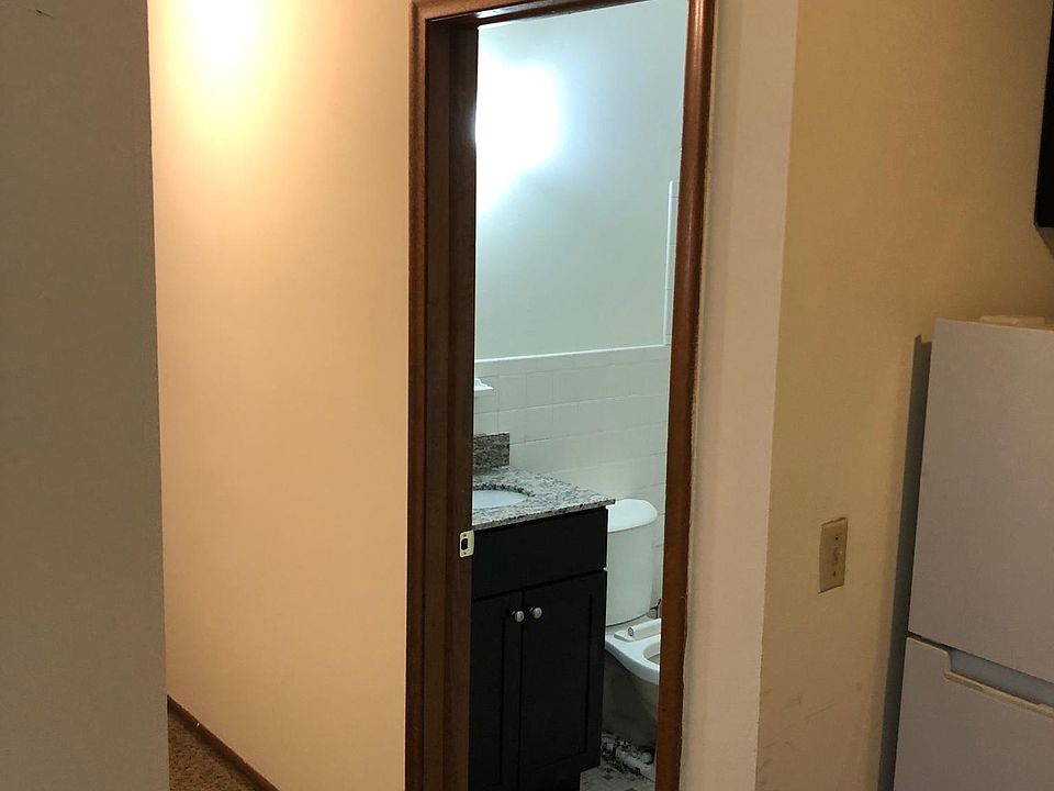 2nd image of 2808 30th Ave S #5