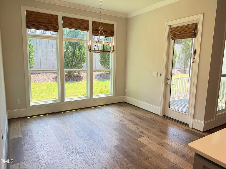 4921 Trek Ln — Photo 8