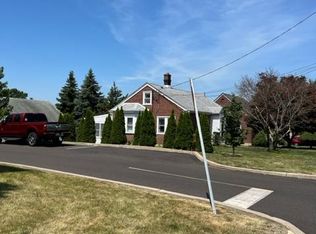 60 N School Ln, Souderton, PA 18964